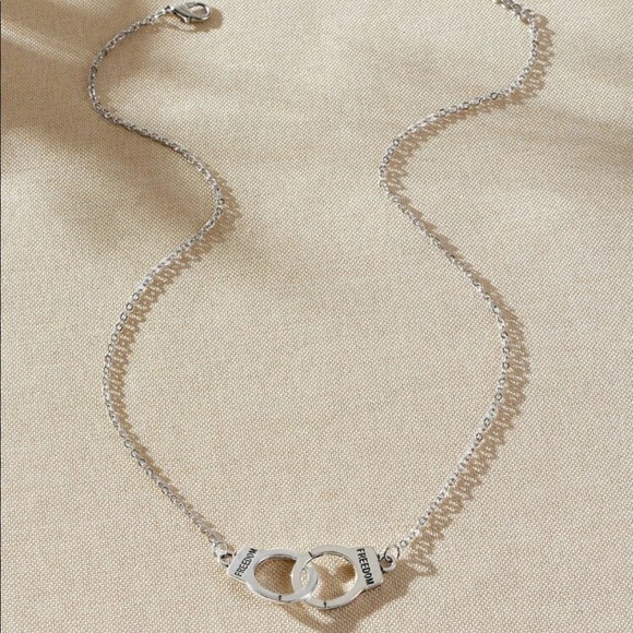 handcuffs pendant necklace